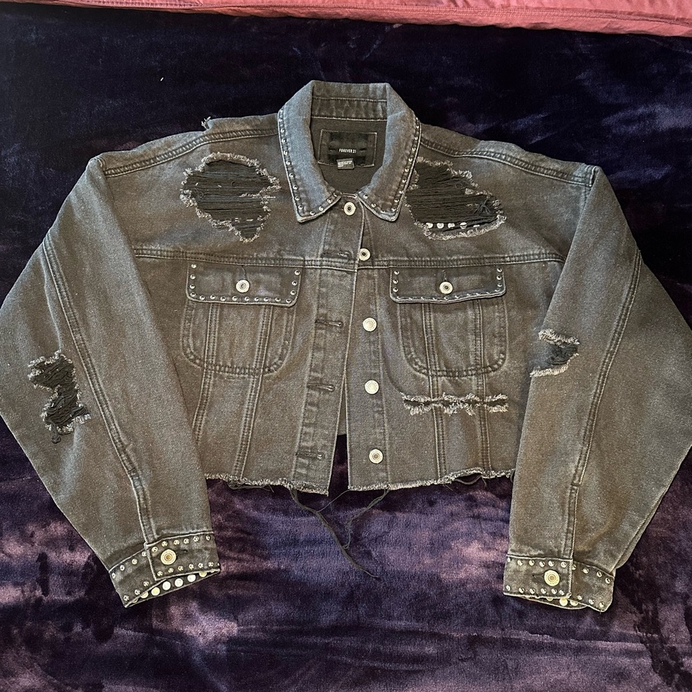 Forever 21 Black Distressed Studded Cropped Denim Jacket